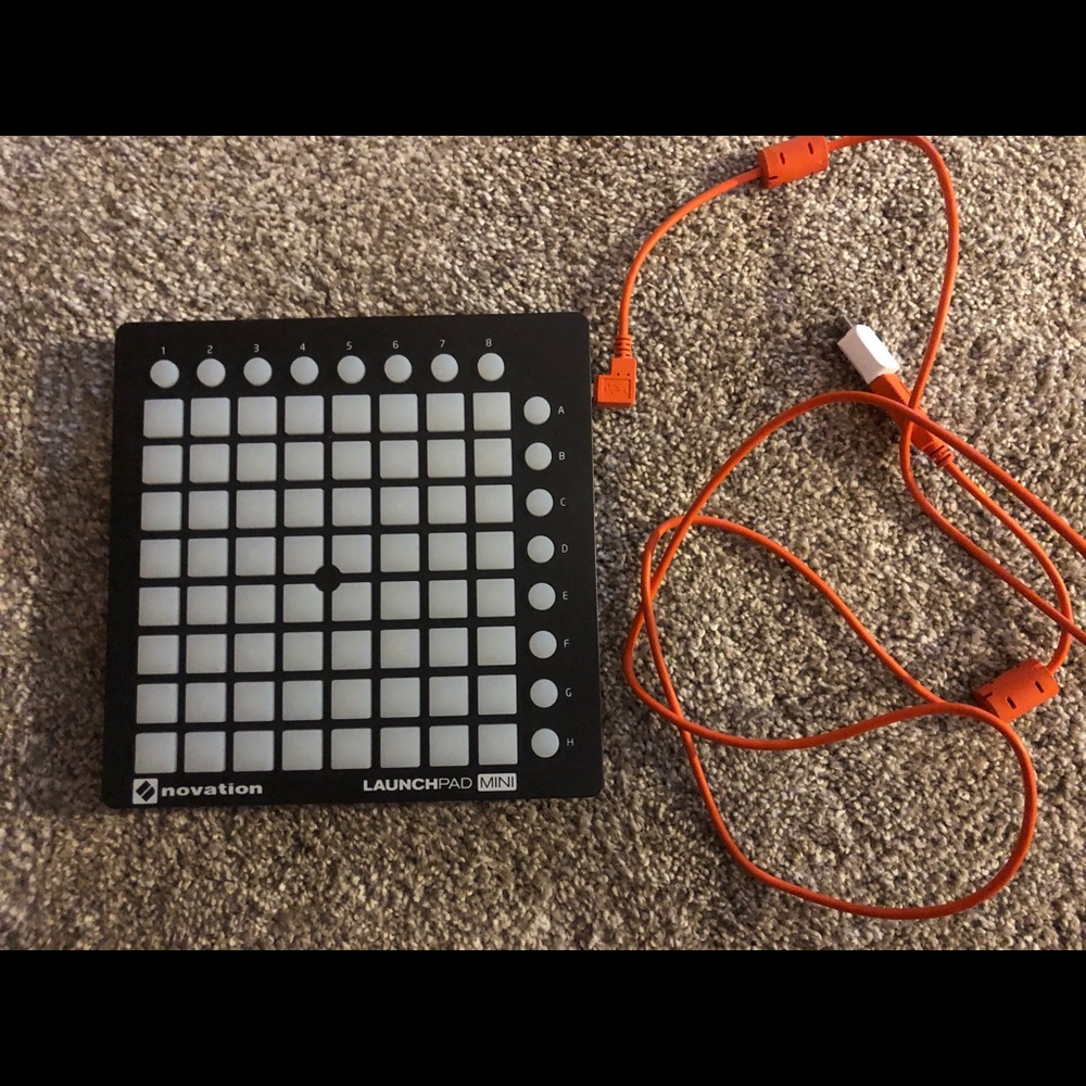 Novation LaunchPAD beat mixer